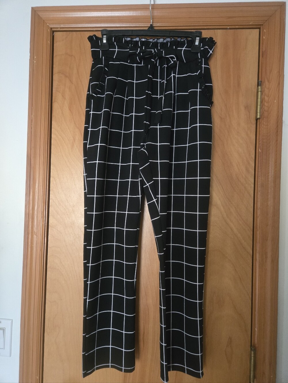 Mia Rose Women's Black Windowpane Paperbag Waist Pants Size M